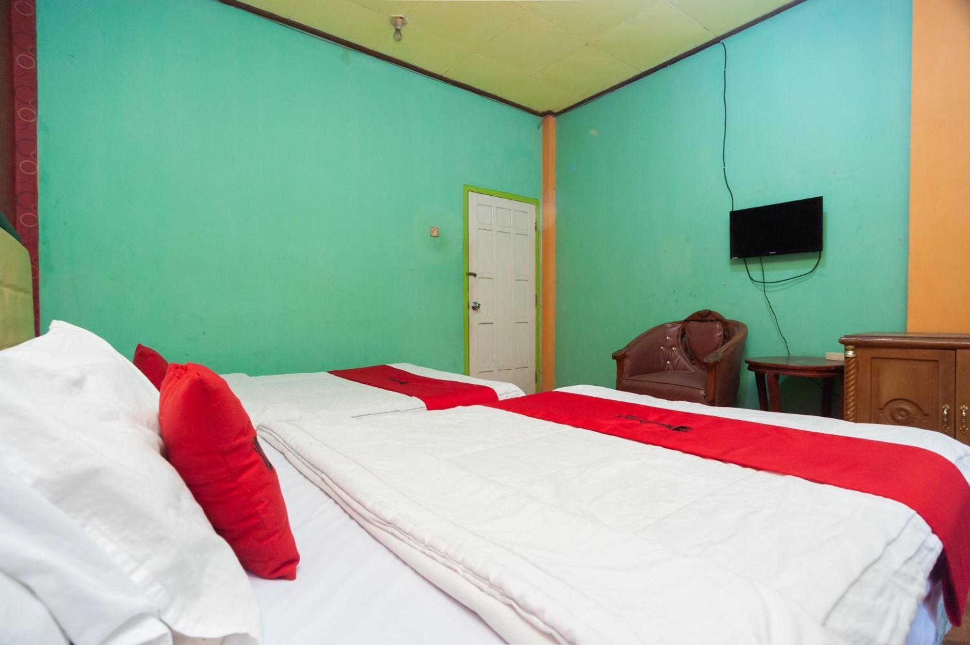 OYO 3435 Hotel Matahari 2 Syariah Jambi Bagian luar foto