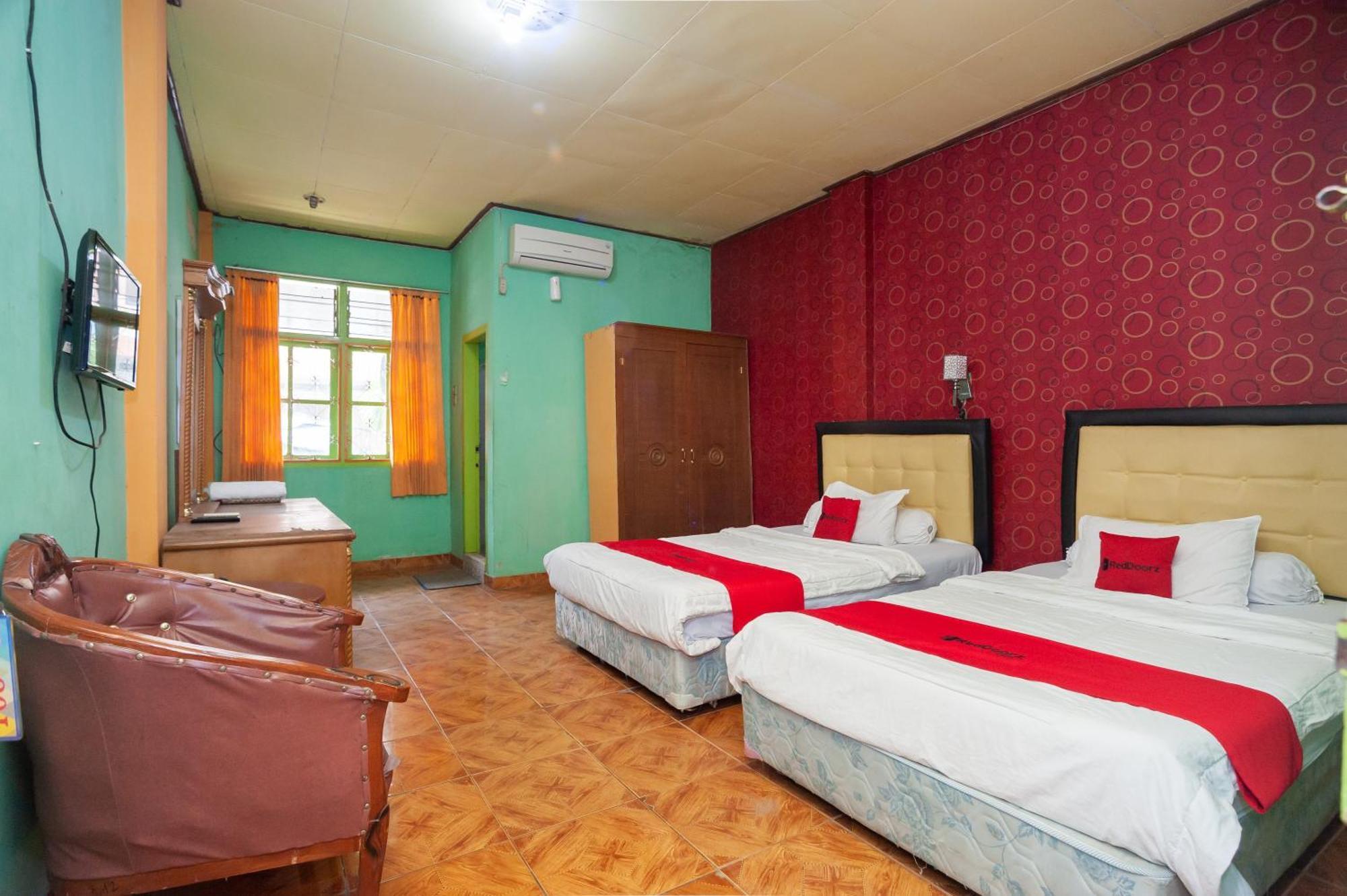 OYO 3435 Hotel Matahari 2 Syariah Jambi Bagian luar foto